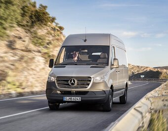 Dodávka Mercedes Sprinter XL za 39 € / deň - 2