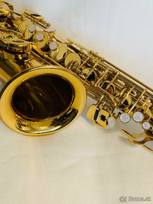 Predám nový Es- Alt saxofón- kópia k modelu Yamaha- nádherný - 2