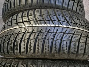 205/60 r16 zimné 4 ks BRIDGESTONE dezén 7,3-6,1 mm DOT2018 - 2