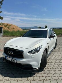 INFINITI FX VETTEL BRABUS LIMITOVANÁ EDÍCIA 150 KUSOV - 2