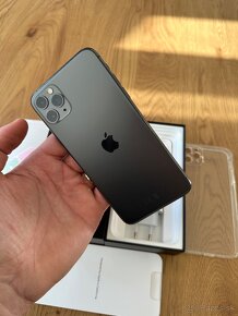 iPhone 11 Pro Max 64 gb Space grey + prislušenstvo - 2