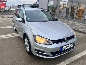 Volkswagen Golf 1.6 DSG Variant CUP Bluemotion - 2