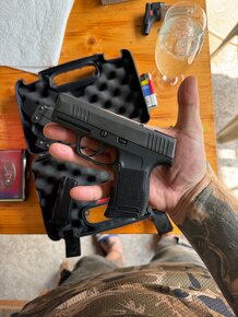 Sig Sauer P365 SAS - 2