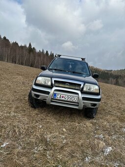 Suzuki Grand Vitara 2.5 V6 - 2