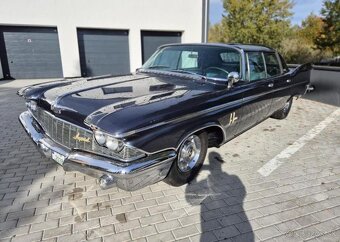 Chrysler Imperial Le Baron benzín 257 kw - 2