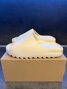 Adidas Yeezy Slide Bone - 2