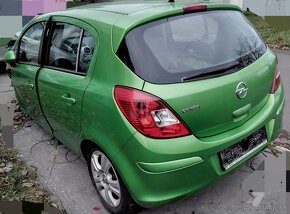 Opel Corsa D 1.2 2012 predám DVERE MOTOR A12XER, PREVODOVKA - 2