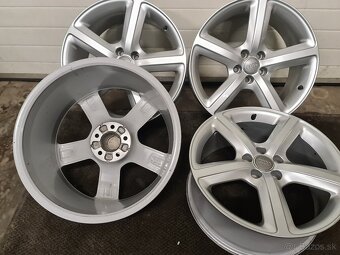 5X112 R19 AUDI-8,0J ET39 - 2