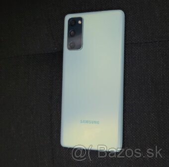 Samsung Galaxy S20FE - 2