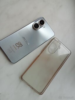 Huawei Nova 10 SE - 2