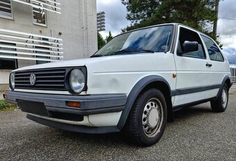 Volkswagen Golf 1.6 TD - 2