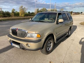 Lincoln Navigator 5.4Triton 4x4 - 2