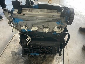 Motor Volkwagen Golf VII 7  2.0 TDI 110kw CRBC - 2