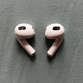 Apple AirPods 3 - 2