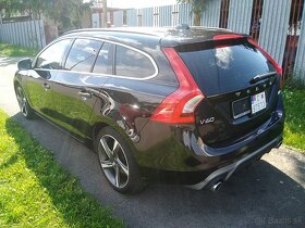 Volvo V60  R desíng r. v. 2015 - 2