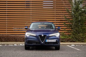 Alfa Romeo Stelvio - 2