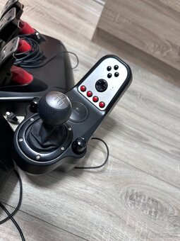 Logitech G27 volant, pedále, prevodovka - 2