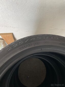 Letní pneu 225/45/18 pirelli - 2