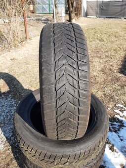 235/55r19 105V   Vredestein zimne - 2