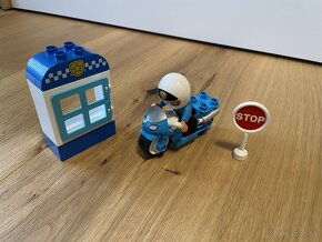 Lego Duplo Policajna motorka a Moje prvé vozidlá - 2