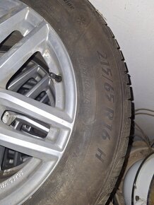 Elektróny +zimne pneu 215/65 r16 Kia,Hyundai 5x114,3-r16 - 2