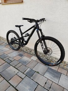 YT Capra MX Core 3 Carbon L - 2