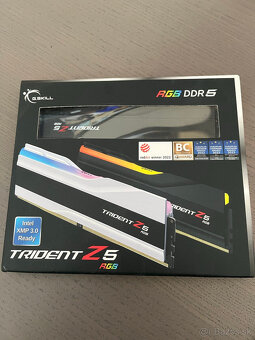 Pamat RAM G.SKILL 32GB KIT DDR5 7200MHz CL34 Trident Z5 RGB - 2