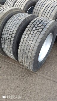 Koleso 305 / 70 R19.5 vlečka - 2