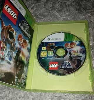 LEGO Jurassic World XBOX 360 - 2