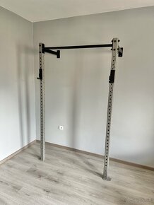 Wallmount rack / stojan o stenu - 2