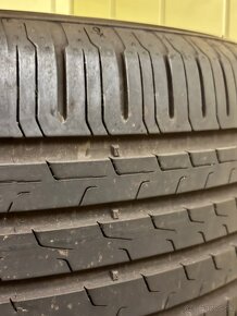 CONTINENTAL 235/55R18 - 2