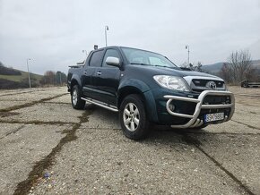 Predám Toyotu Hilux - 2