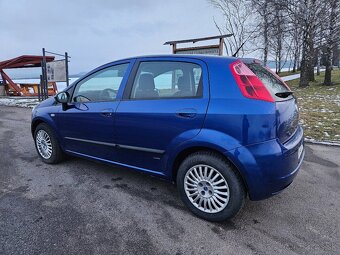 Fiat Punto Grande 1.4 8v Dynamic - 2