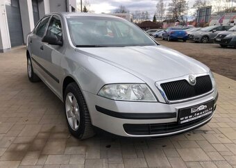 Škoda Octavia 1.6 i benzín manuál 75 kw - 2