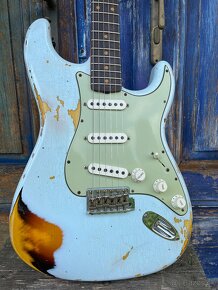 Fender Stratocaster Custom Shop 61 - 2