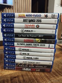 Ps4 Slim 500GB , 4 x ovládač , 13x hra - 2