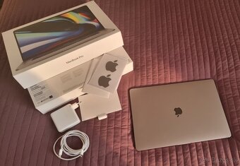 MacBook Pro 16 ,  i9 , 32 GB , 1TB , 2019,Touchbar - 2