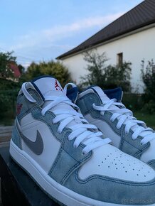 Nike Air Jordan 1 Mid French Blue - 2