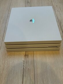 Predam ps4 pro 1tb white - 2