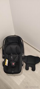 Vajíčko Britax romer baby safe core - 2