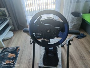 Predám volant Thrustmaster T150 plus stojan na volant - 2