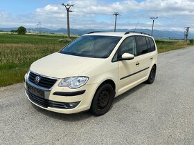 Rozpredám Vw touran 2010 facelift 1.9tdi 77kW BLS 7st dsg - 2