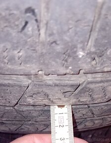 255/55 R18 - 2