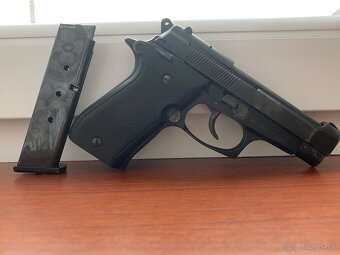 Plynovi pistol Beratta bruni mod85 - 2