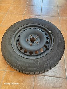 Zimne pneumatiky s diskami 195/65 r15, dezen 8mm - 2