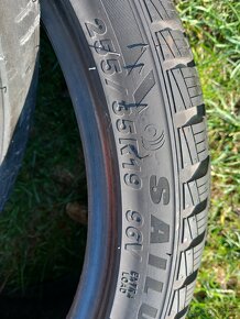 255/35 r19 zimne pneumatiky - 2