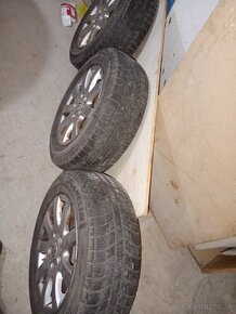 ZIMNÉ PNEUMATIKY S ELEKTRÓNMI 195/65R15 - 2