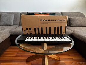 Native Instruments Komplete Kontrol S32 - 2