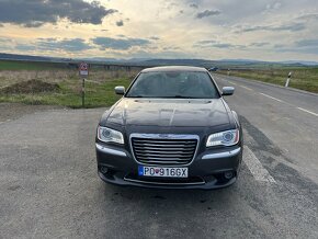 Lancia Thema / Chrysler 300C 3.6 benzín+LPG - 2