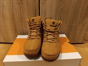 Topánky/ čižmy Timberland nové veľk.38 - 2